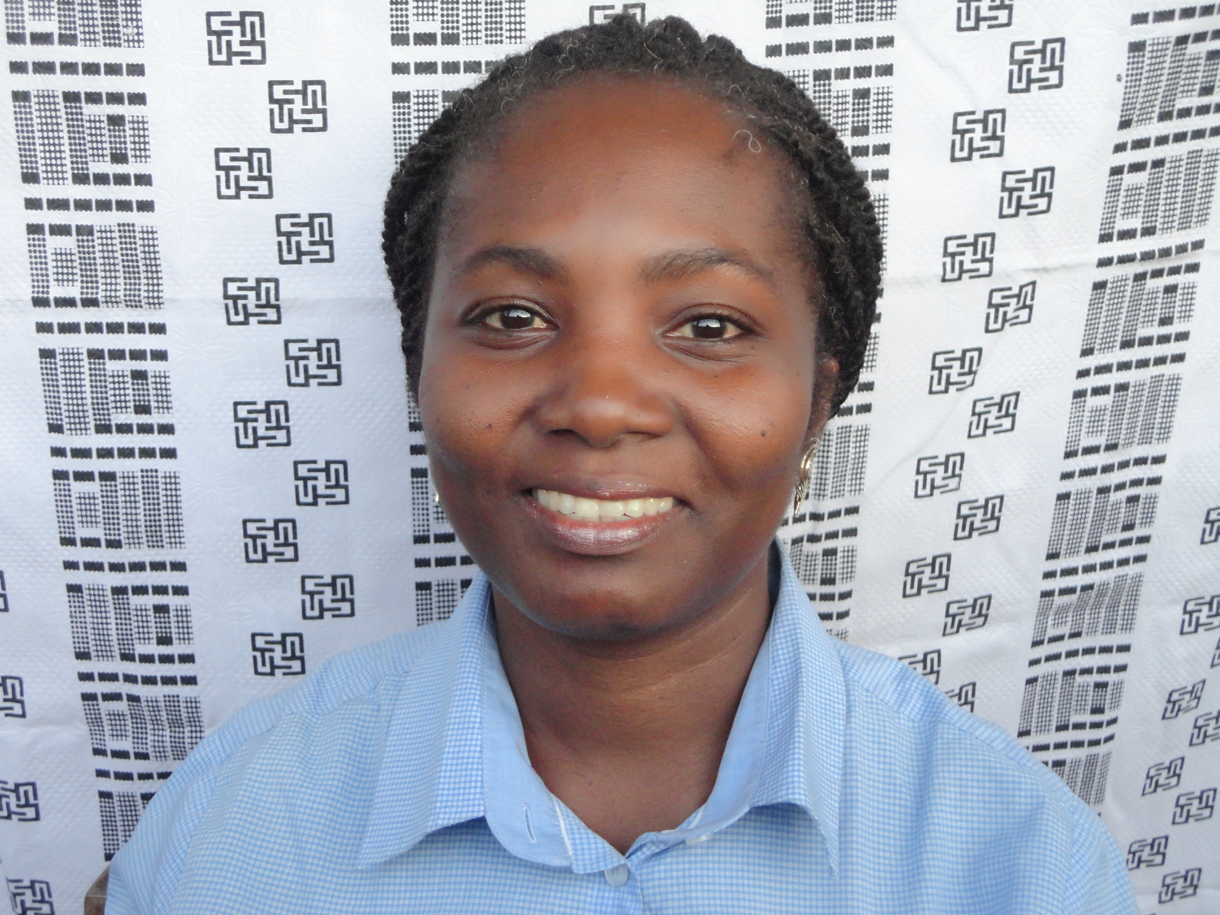 Anita Efua Davies